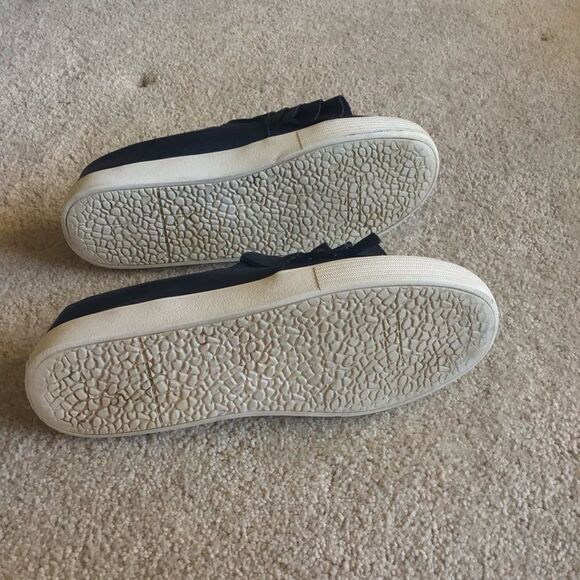 Kenneth Cole Metallic Navy Blue Ruffled Slip-On Shoes - Picture 8 of 10